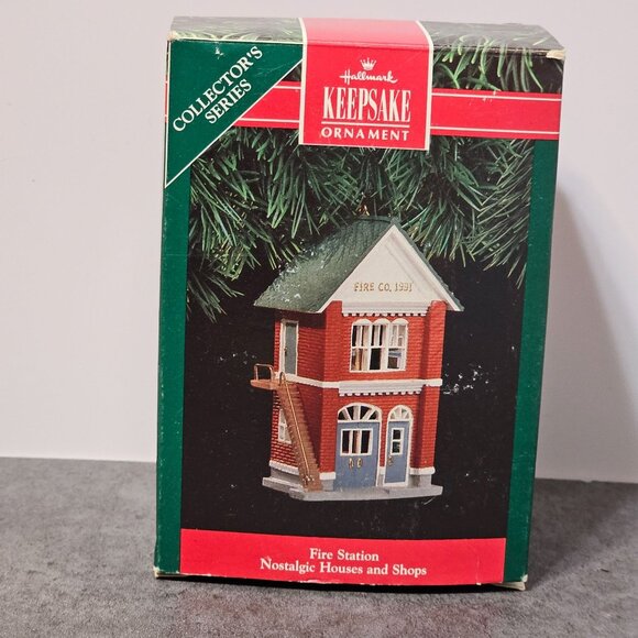 1991 Hallmark Ornament Fire Station #8 Nostalgic Houses And Shops Series NO BOX - Picture 9 of 14